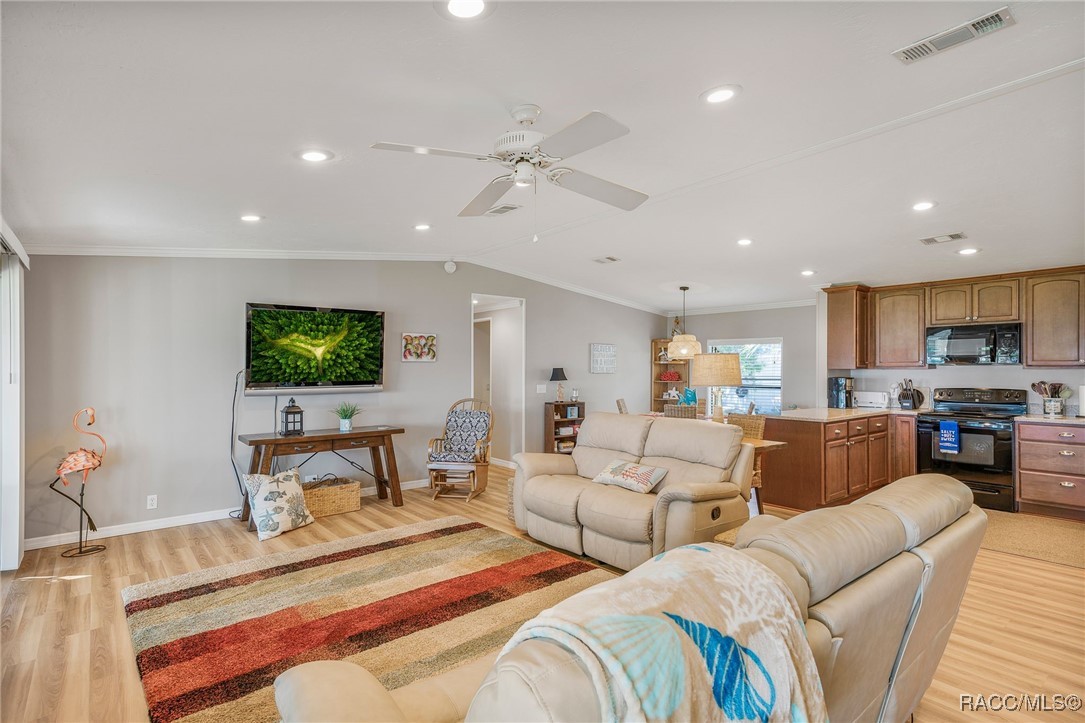 11350 SE 203rd Place, Inglis, Florida image 24