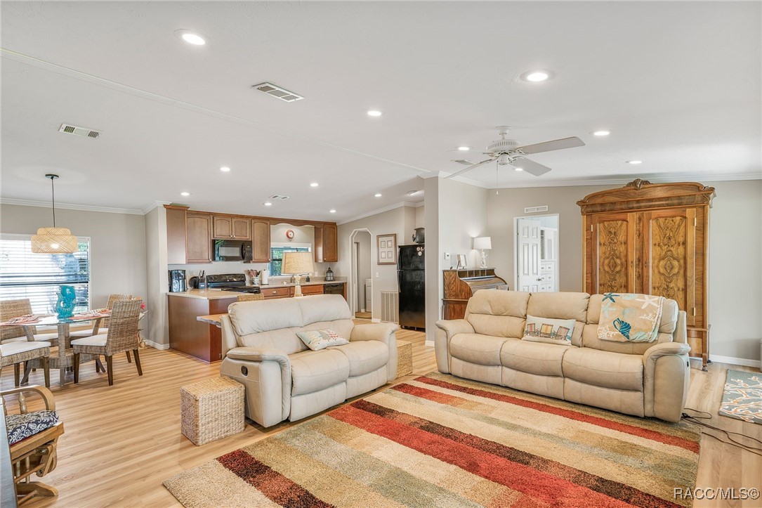 11350 SE 203rd Place, Inglis, Florida image 25