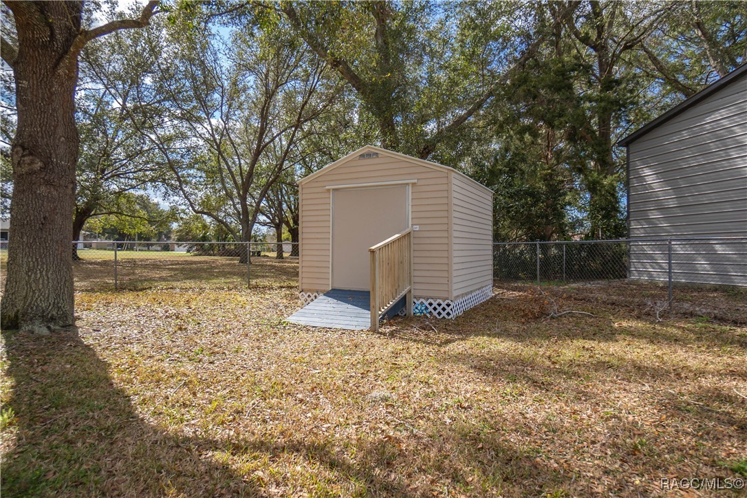 6096 W Wayward Wind Loop, Homosassa, Florida image 39