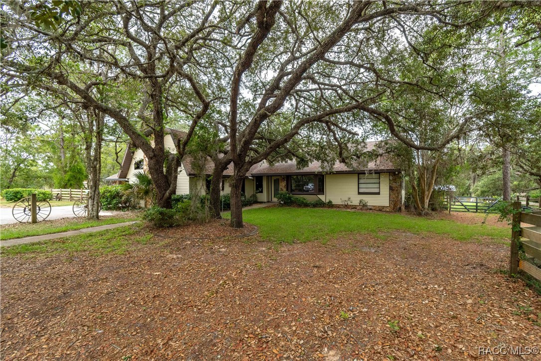 4200 W Breckenridge Court, Beverly Hills, New York image 19