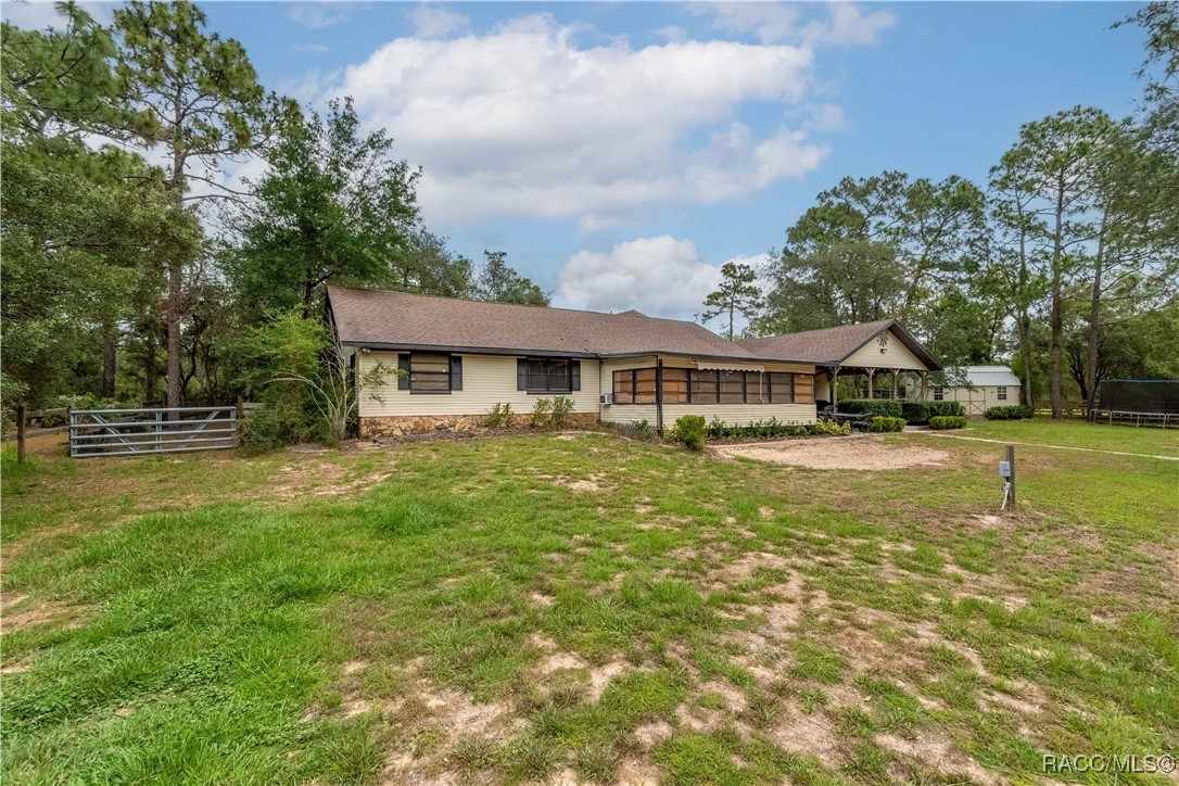 4200 W Breckenridge Court, Beverly Hills, New York image 3