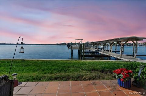 371 NW 14th Place Crystal River FL 34428