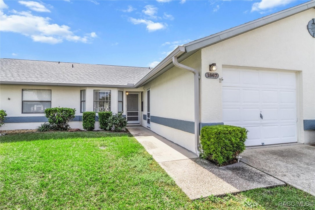 1867 Elderberry Lane, Inverness, Florida image 1