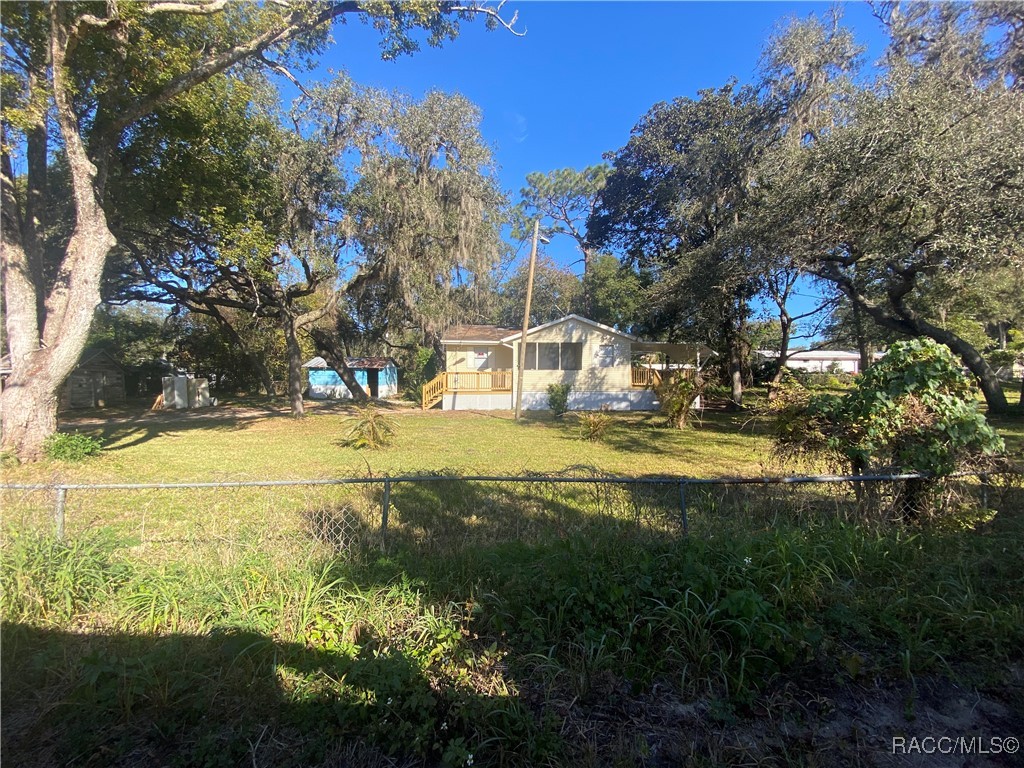 20261 SE 157th Place, Umatilla, Florida image 39