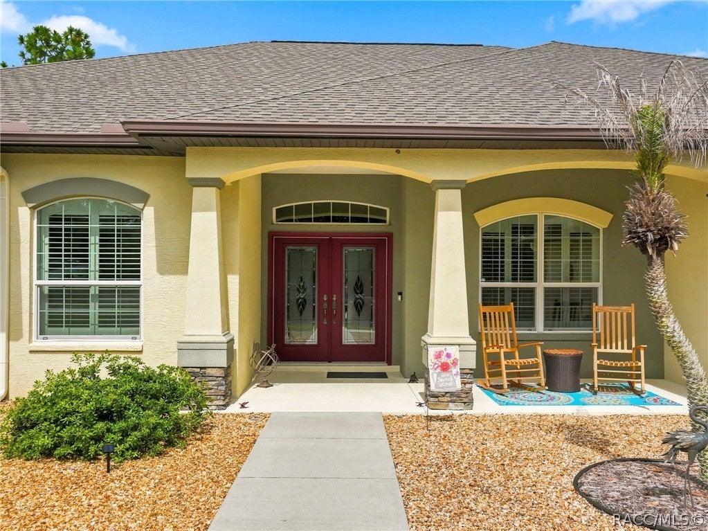 22 Cupania Court