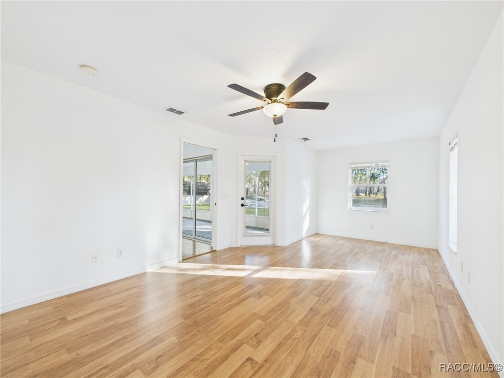 371 E Buckingham Drive, Lecanto, Florida image 17