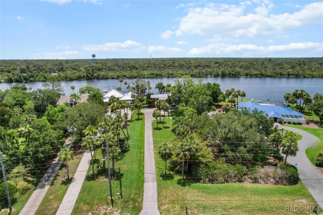 10684 W Halls River Road #2, Homosassa, New York image 3