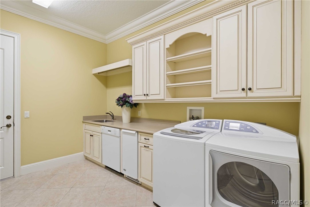 Lecanto, Florida, 34461, United States, 3 Bedrooms Bedrooms, ,5 BathroomsBathrooms,Residential,Active,2028539
