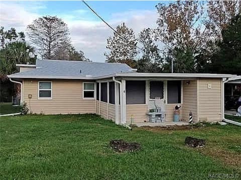 Homes For Sale - 10119 E Bass Circle<br/> Inverness, FL 34450