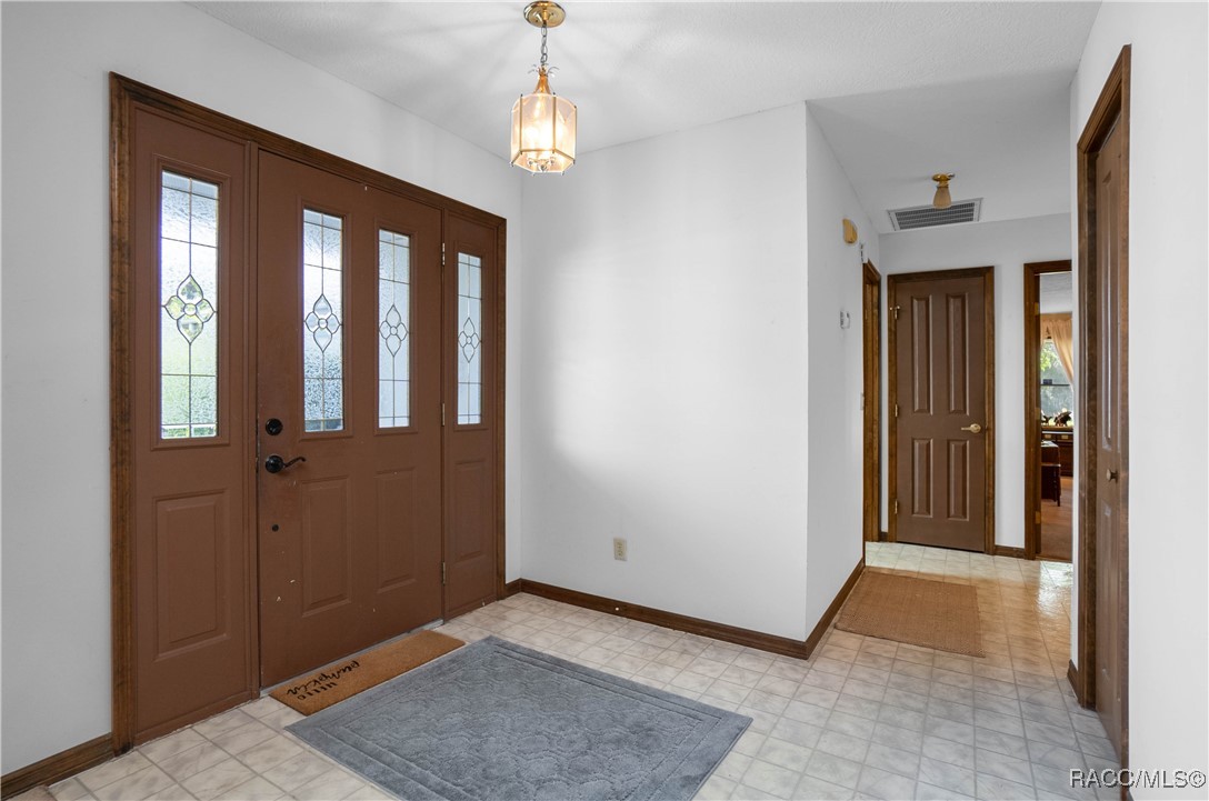 1171 N Foxrun Terrace, Inverness, Florida image 5
