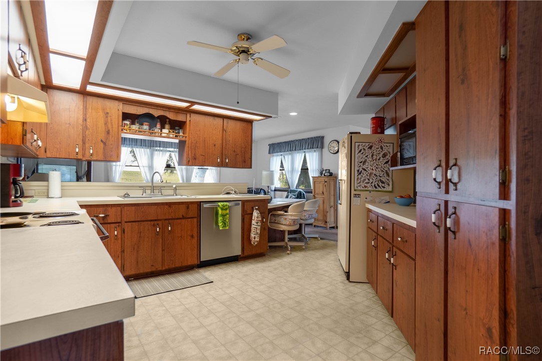 1171 N Foxrun Terrace, Inverness, Florida image 14