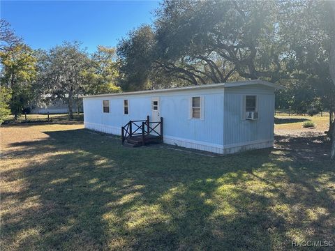 A home in Dunnellon