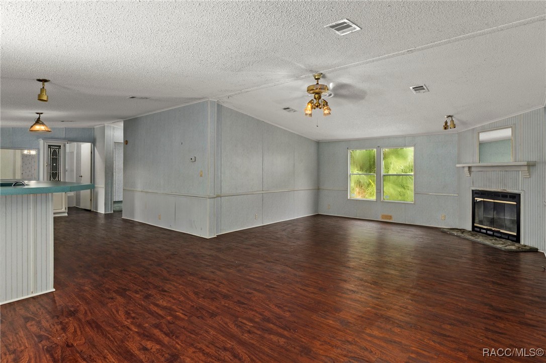 12301 E Walton Drive