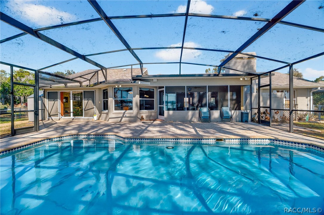 115 S Hunting Lodge Drive