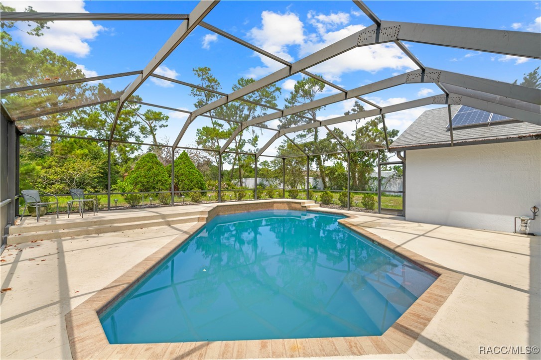 7041 Ovenbird Road, Weeki Wachee, Florida image 4