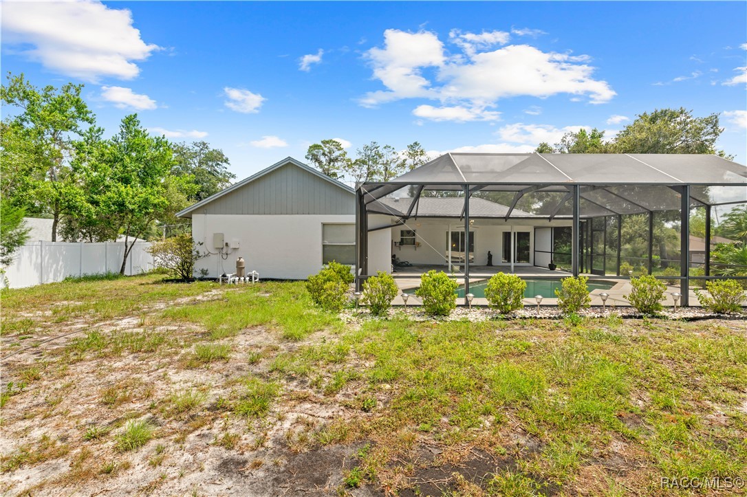 7041 Ovenbird Road, Weeki Wachee, Florida image 44