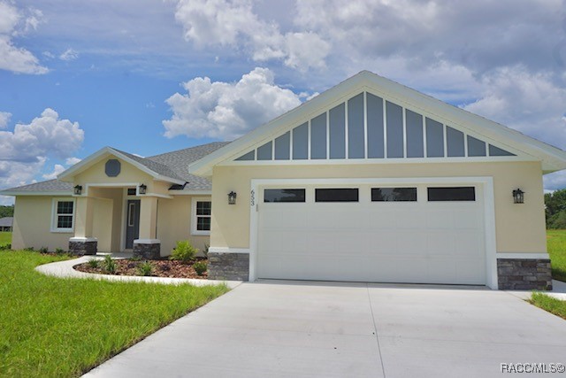 653 E Connecticut Lane