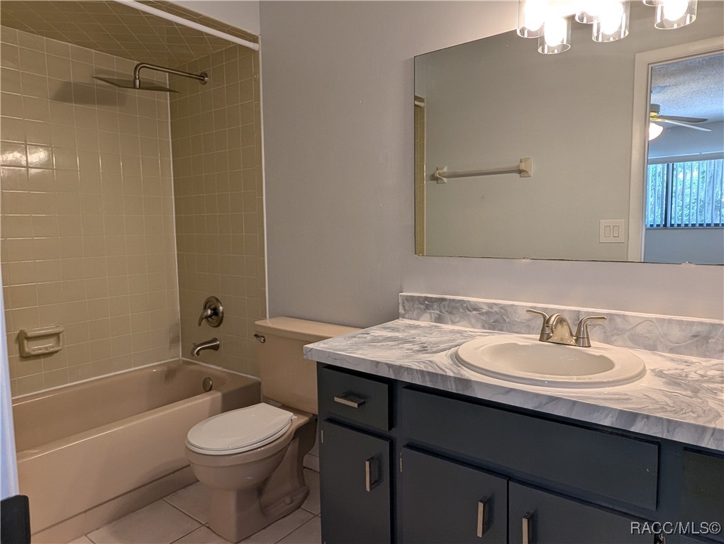 9781 E Goldfinch Lane, Inverness, New York image 17