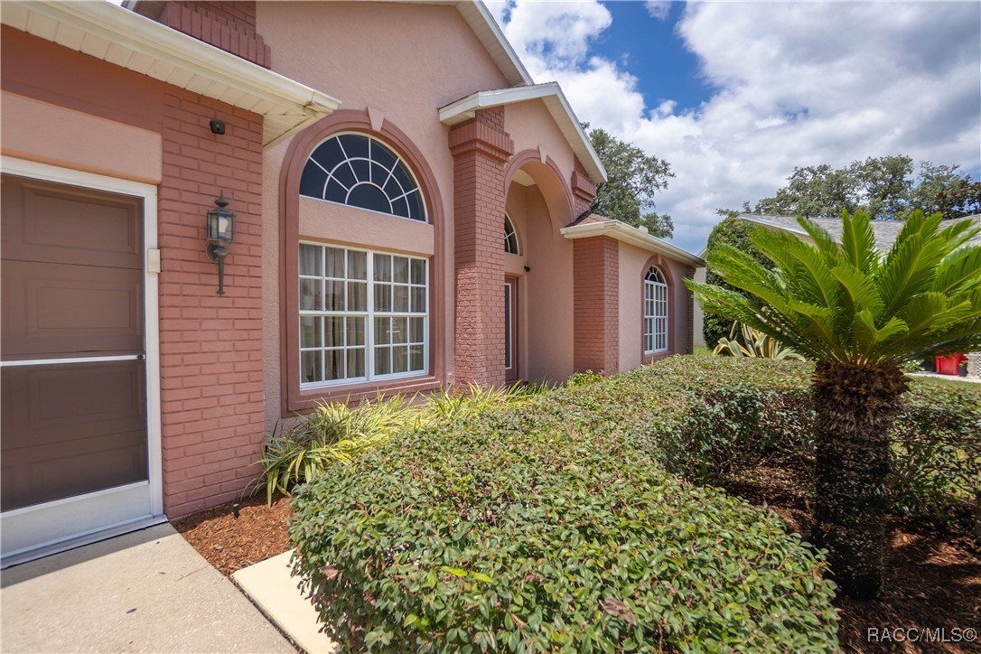 30 N Aspen Point