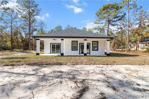 A home in Weeki Wachee