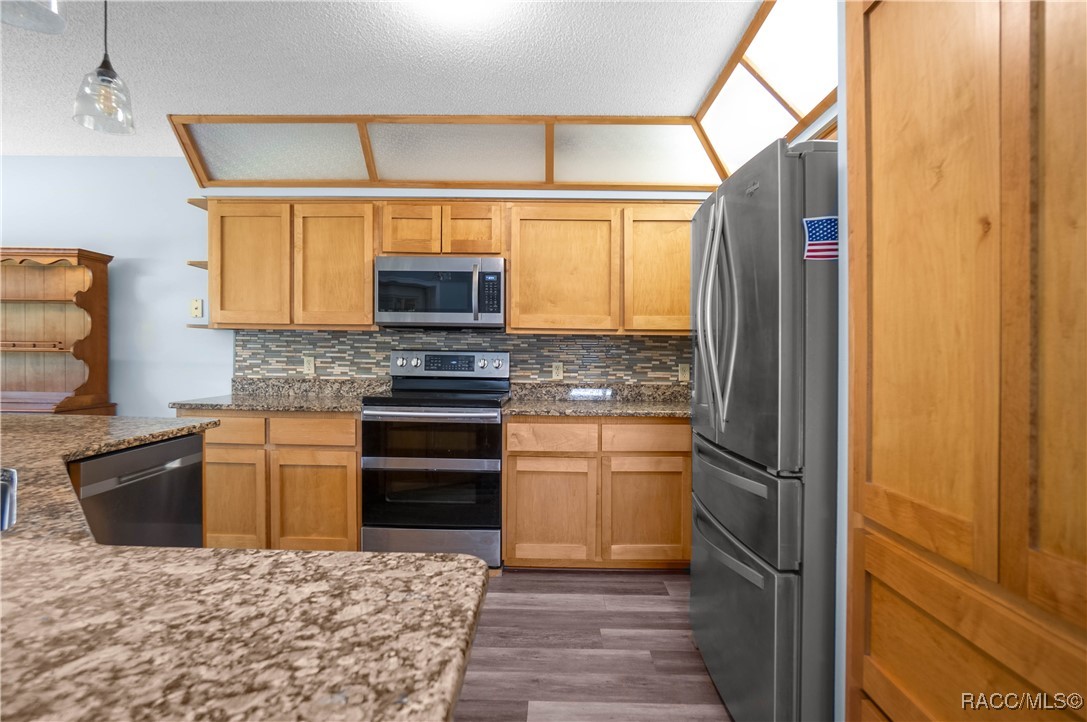 28330 Peterson Camp Road, Brooksville, Florida image 16