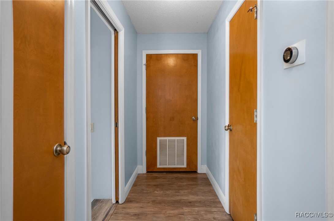 28330 Peterson Camp Road, Brooksville, Florida image 23