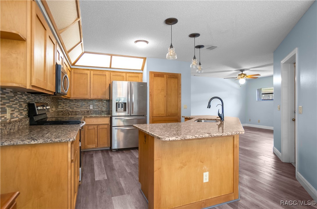 28330 Peterson Camp Road, Brooksville, Florida image 17