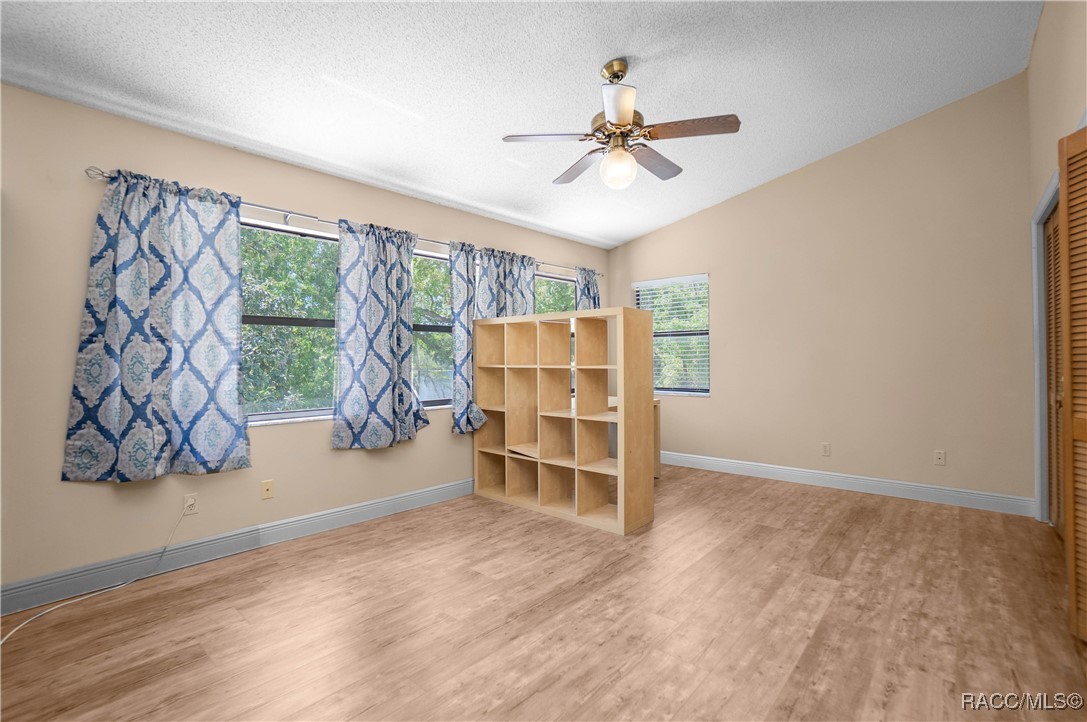 28330 Peterson Camp Road, Brooksville, Florida image 24