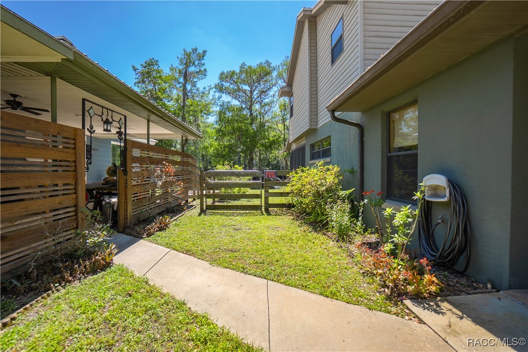 28330 Peterson Camp Road, Brooksville, Florida image 6