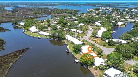 Condo For Sale - 11408 W Bayshore Drive<br/> Citrus County, Crystal River, FL 34429