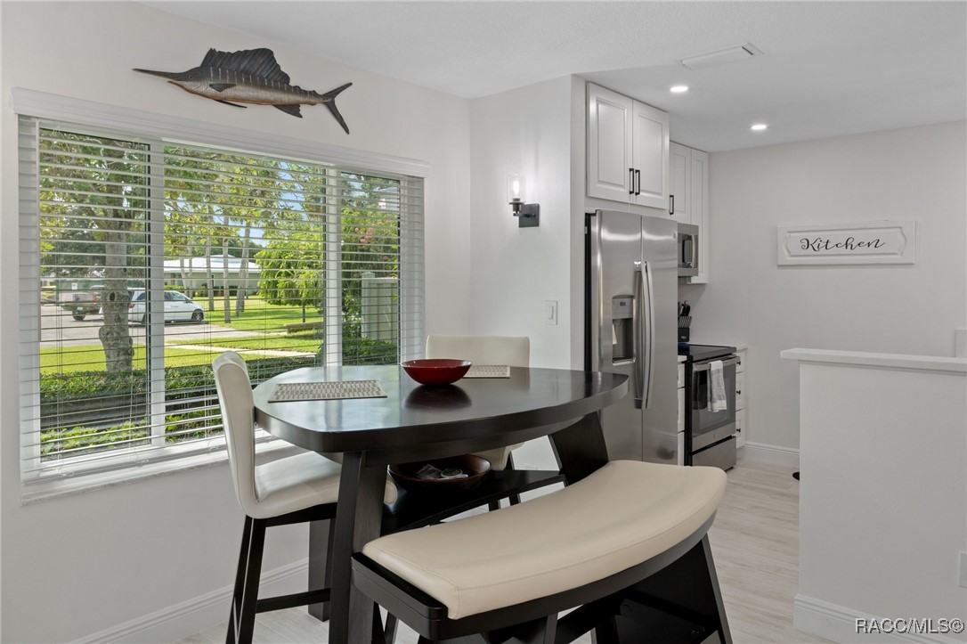 11223 W Bayshore Drive, Crystal River, Florida image 10