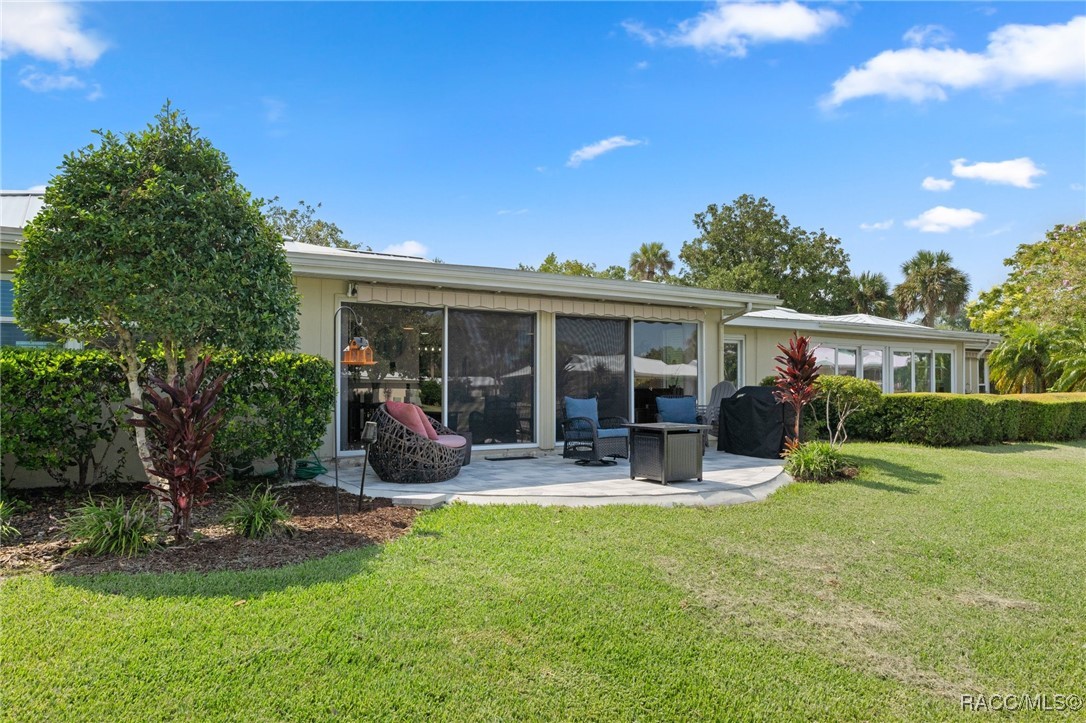 11223 W Bayshore Drive, Crystal River, Florida image 3