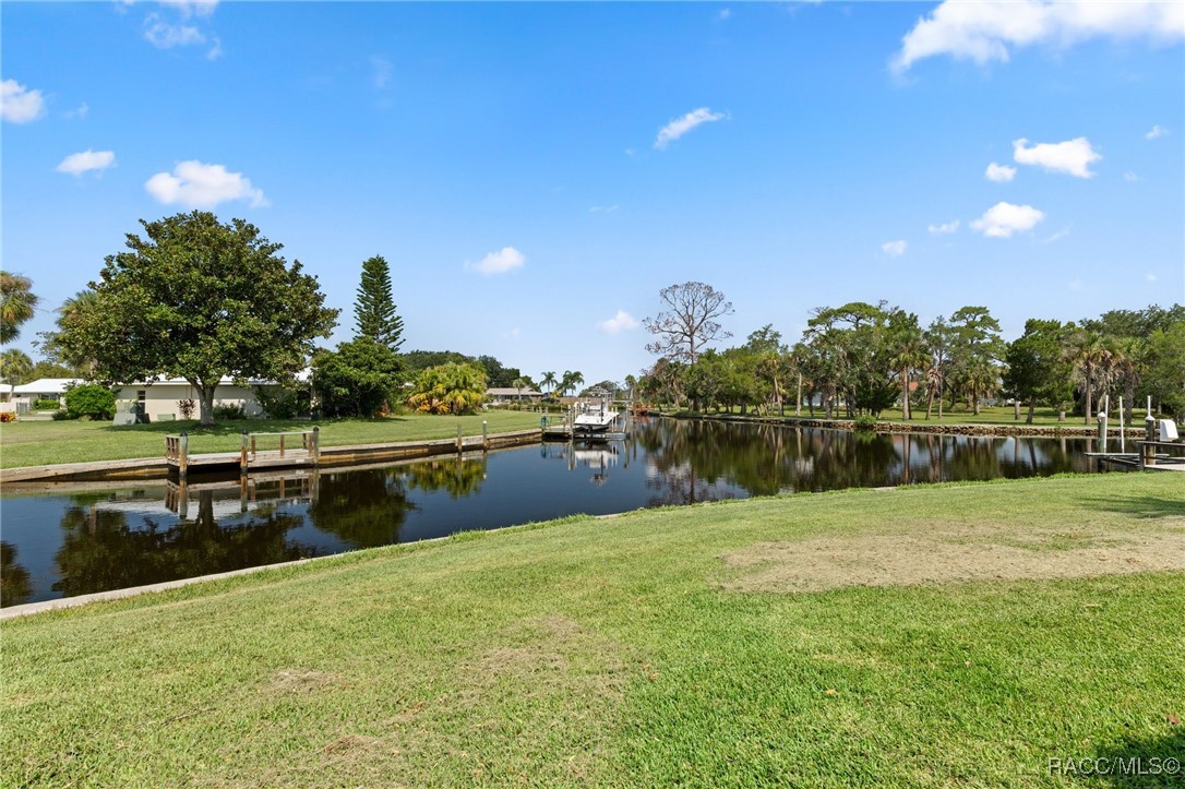 11223 W Bayshore Drive, Crystal River, Florida image 8