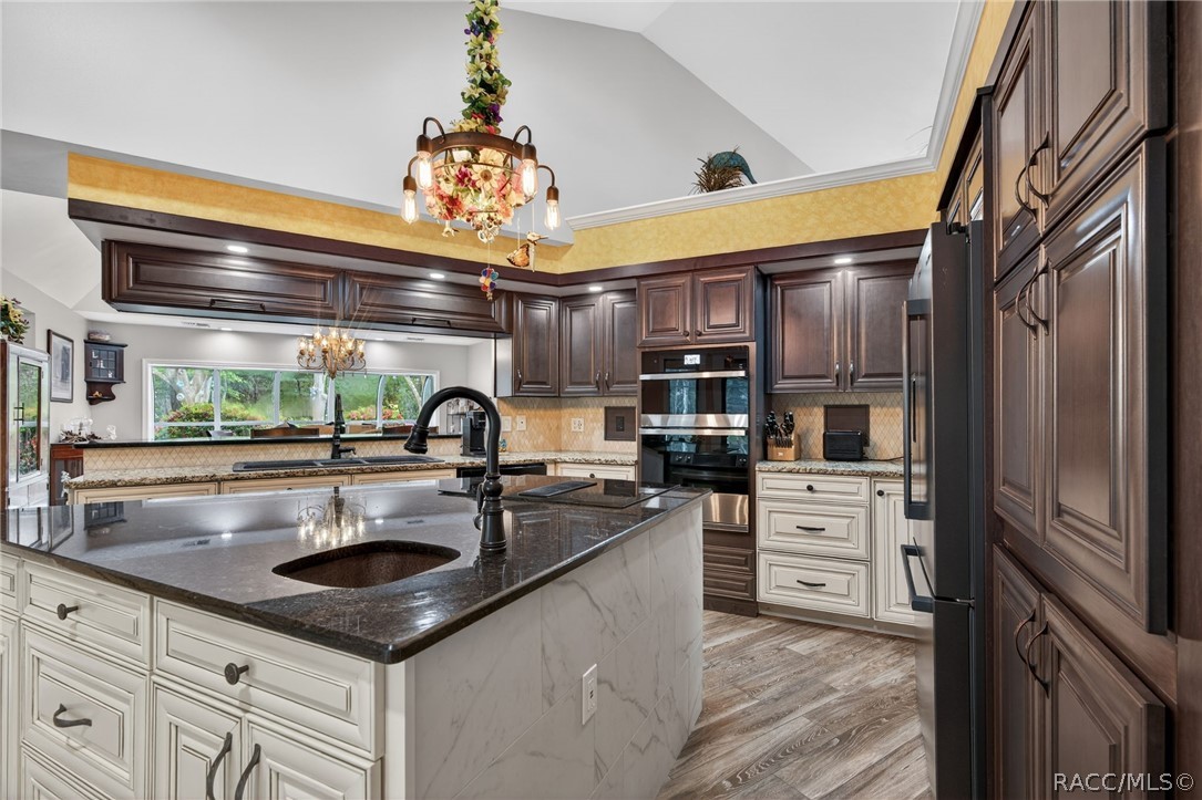 3783 W Birds Nest Drive