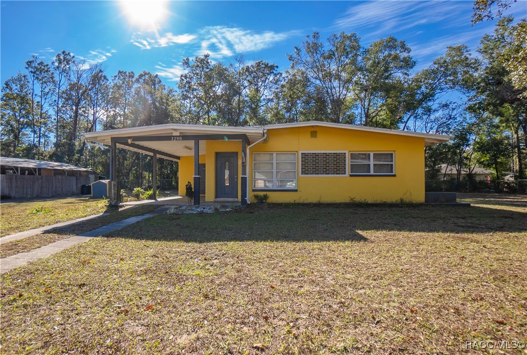 3290 E Griffin Street, Inverness, Florida image 1