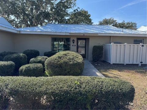 Condo For Sale - 11604 W Bayshore Drive<br/> Crystal River, FL 34429