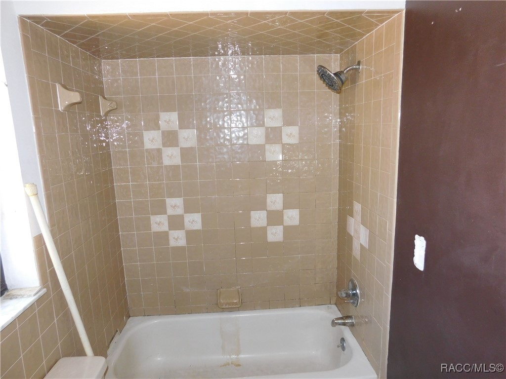 8485 E Hampton Point Road, Inverness, Florida image 14