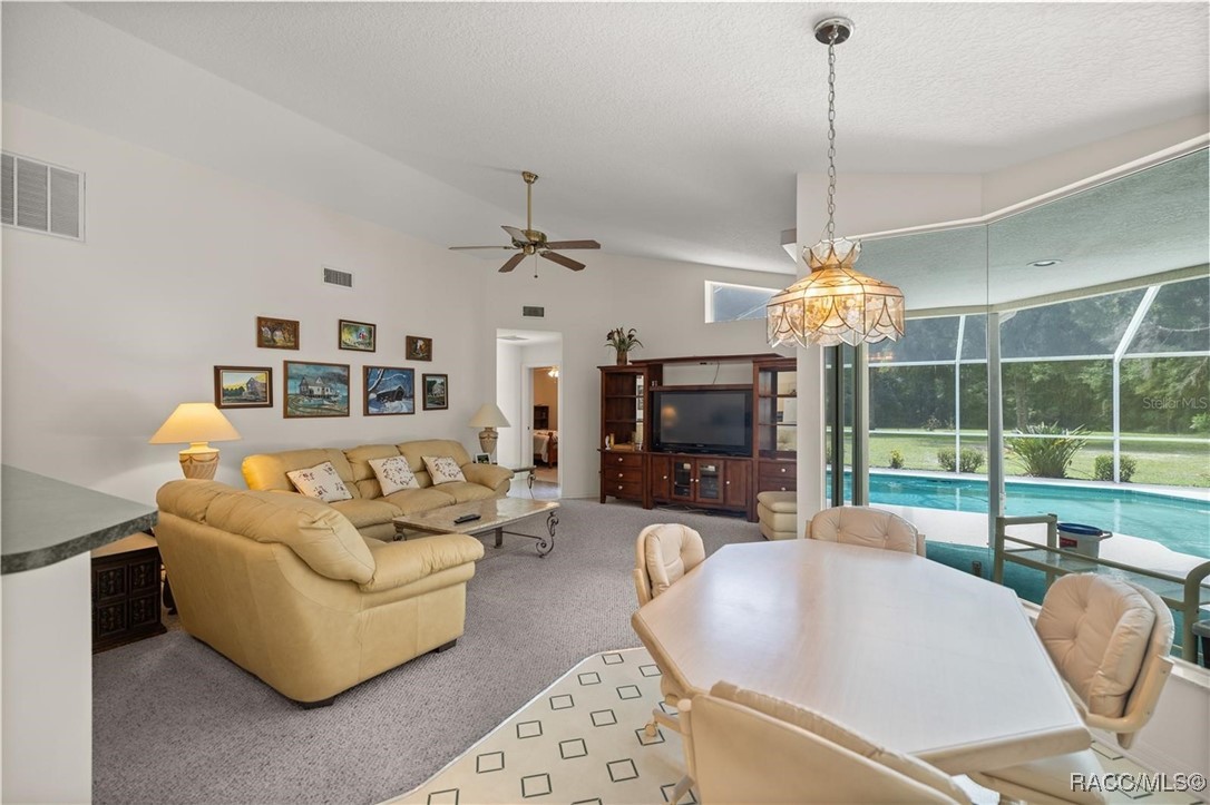 2570 W Fairfax Court, Lecanto, Florida image 9