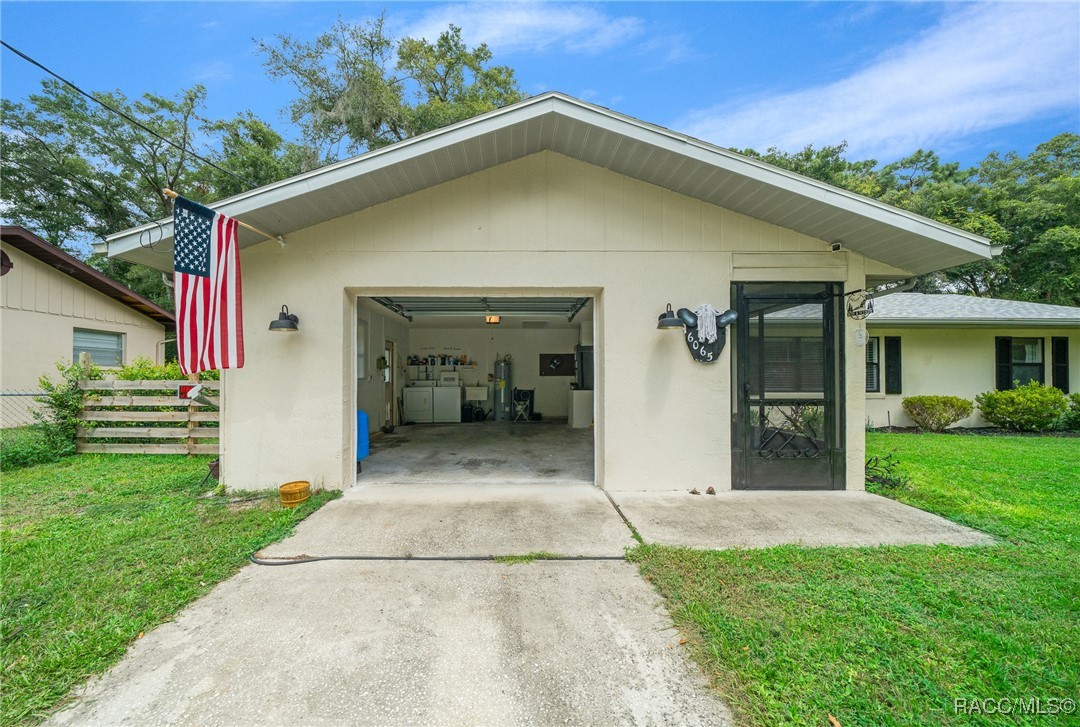 6065 E Penrose Street, Inverness, Florida image 2