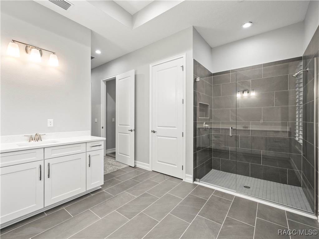 2915 W Goldenrod Drive, Beverly Hills, Florida image 13
