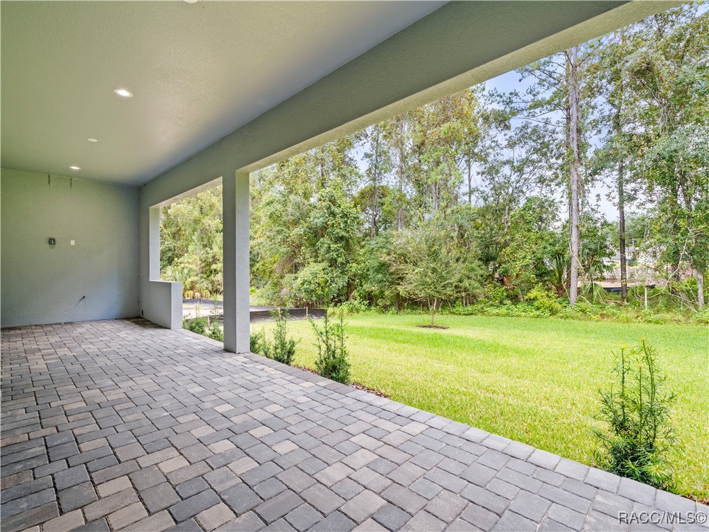 2915 W Goldenrod Drive, Beverly Hills, Florida image 17