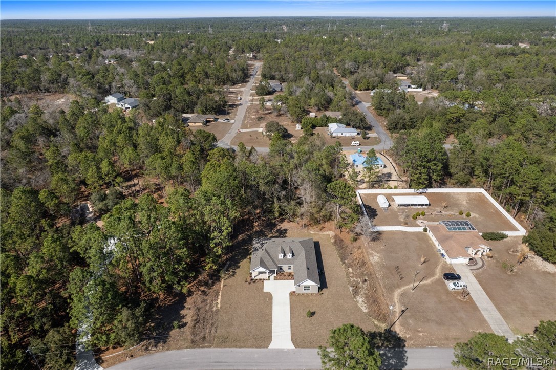 2915 W Goldenrod Drive