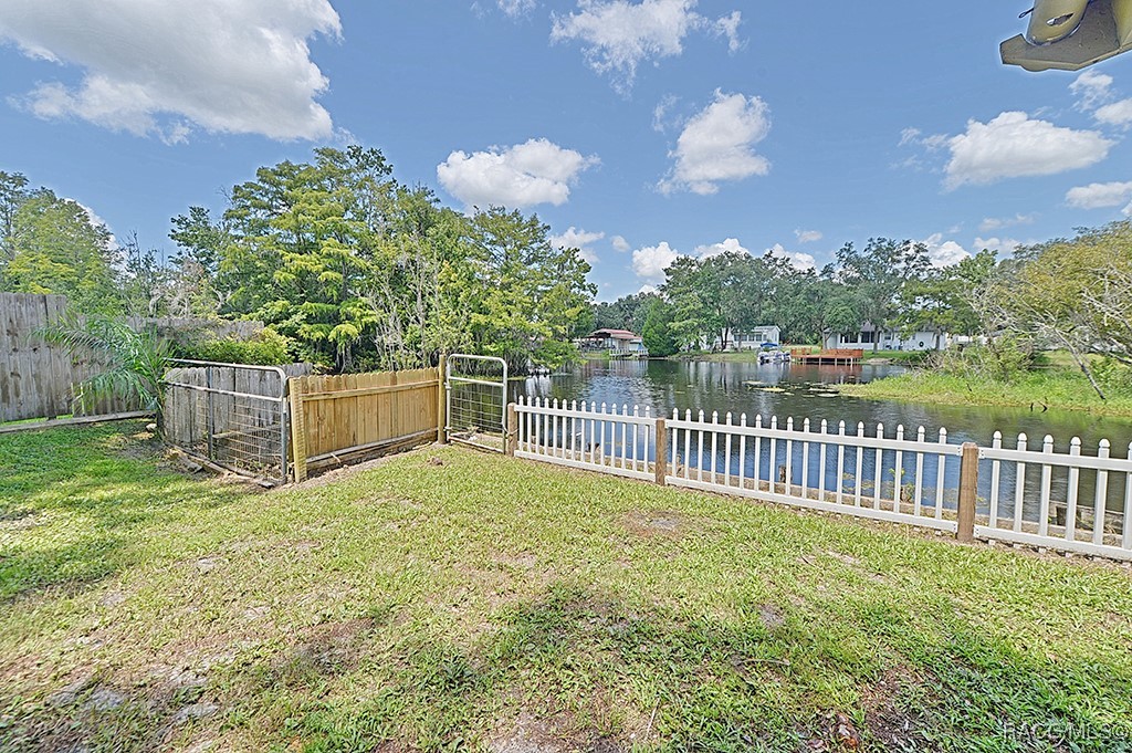 11321 E Salmon Drive, Floral City, Florida image 24