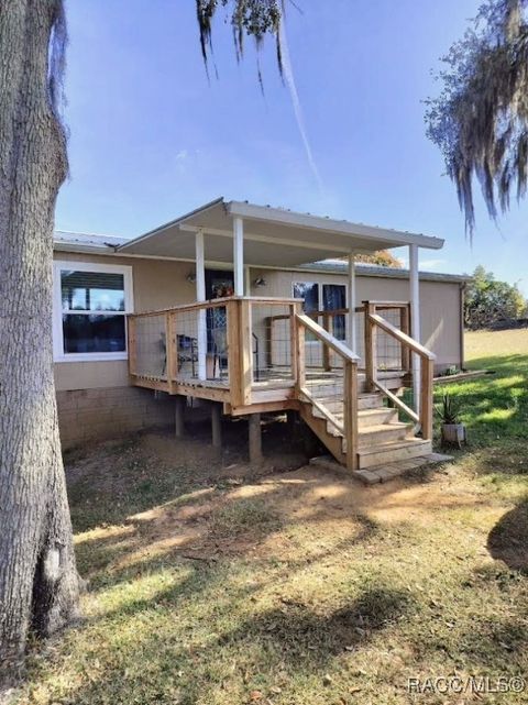 10015 S Quarterhorse Avenue Floral City FL 34436