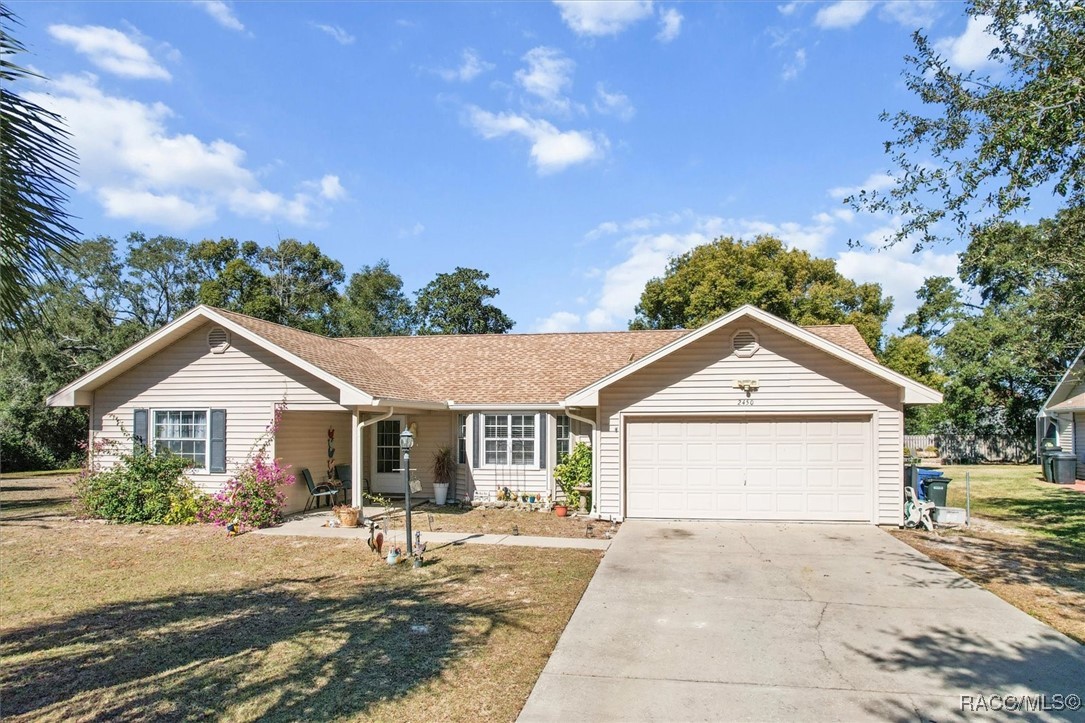 2450 N Brentwood Circle, Lecanto, Florida image 1