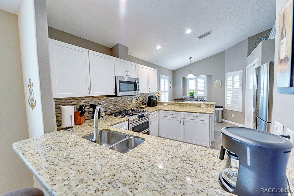 11938 W Blue Bayou Court #331, Crystal River, New York image 17