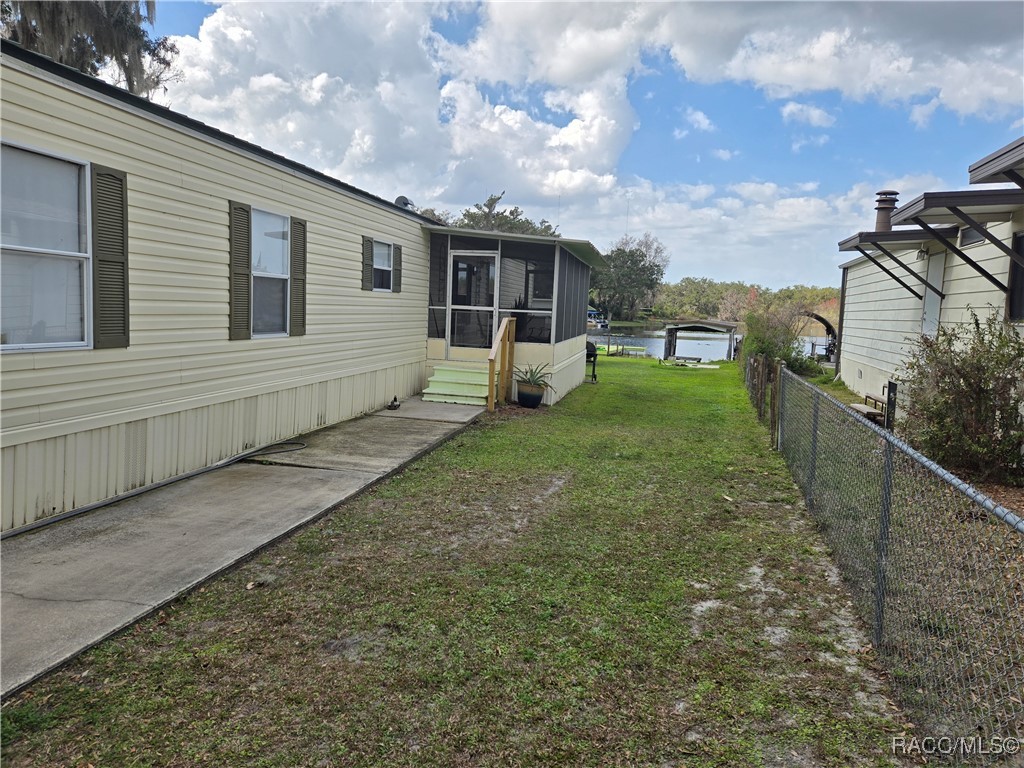 4080 N Bluewater Drive, Hernando, Florida image 2