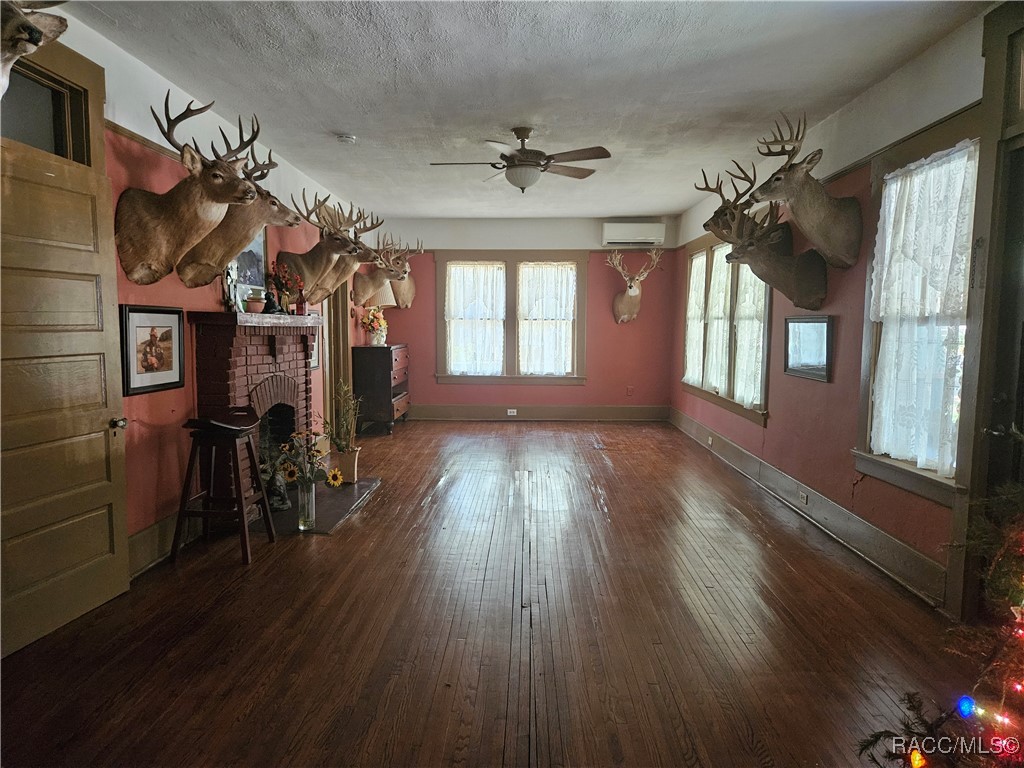 754 NE 2nd Avenue, Crystal River, New York image 4