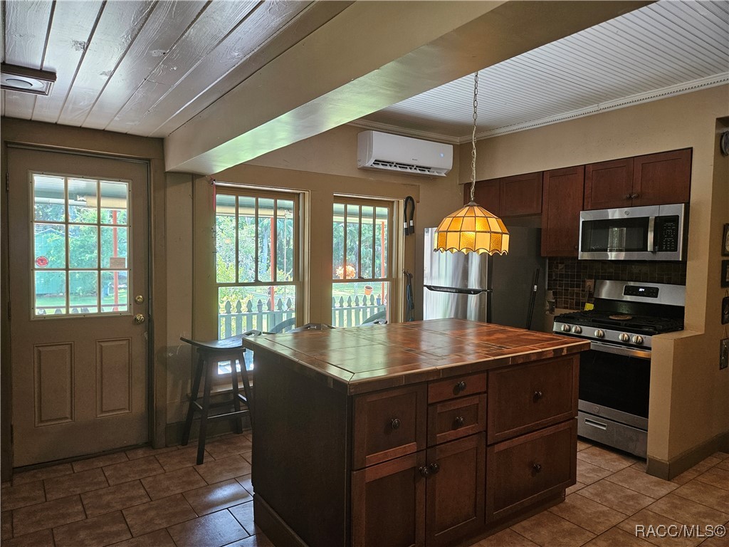 754 NE 2nd Avenue, Crystal River, New York image 40