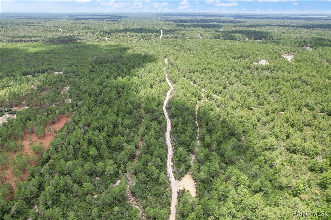 8572 N Lindhurst Circle